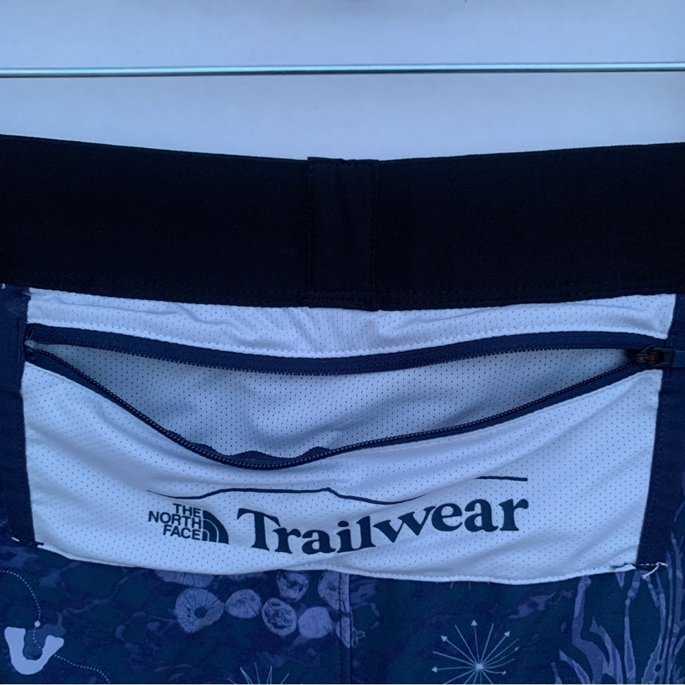 THE NORTH FACE Women’s Trailwear OKT Trail Short Navy Blue NF0A81Z6OQ8-XL-REG - Picture 8 of 16